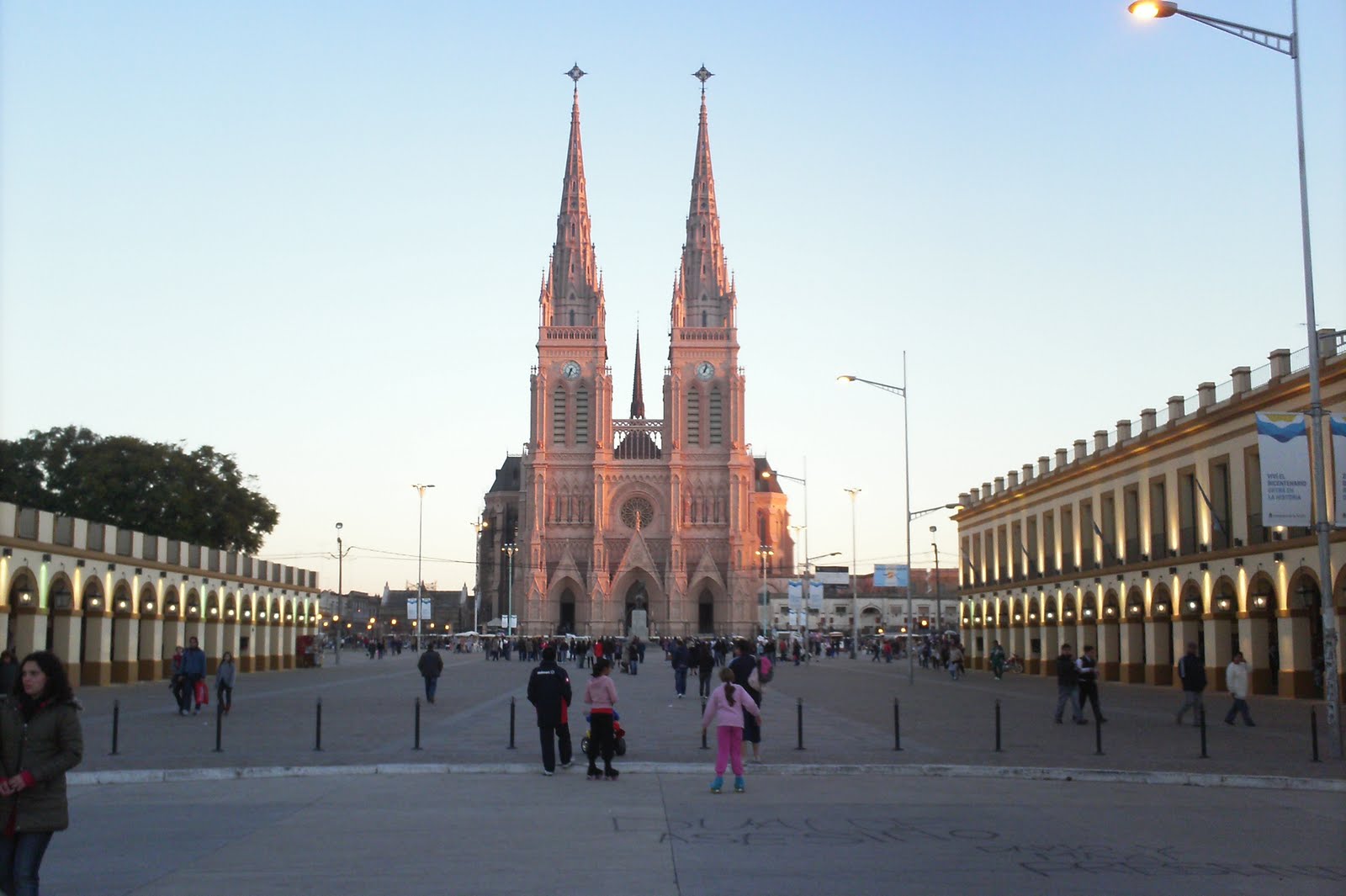 Pope Francis Guided Tour in Buenos Aires. Visit the sites and churches where the pope was born, lived and studied.