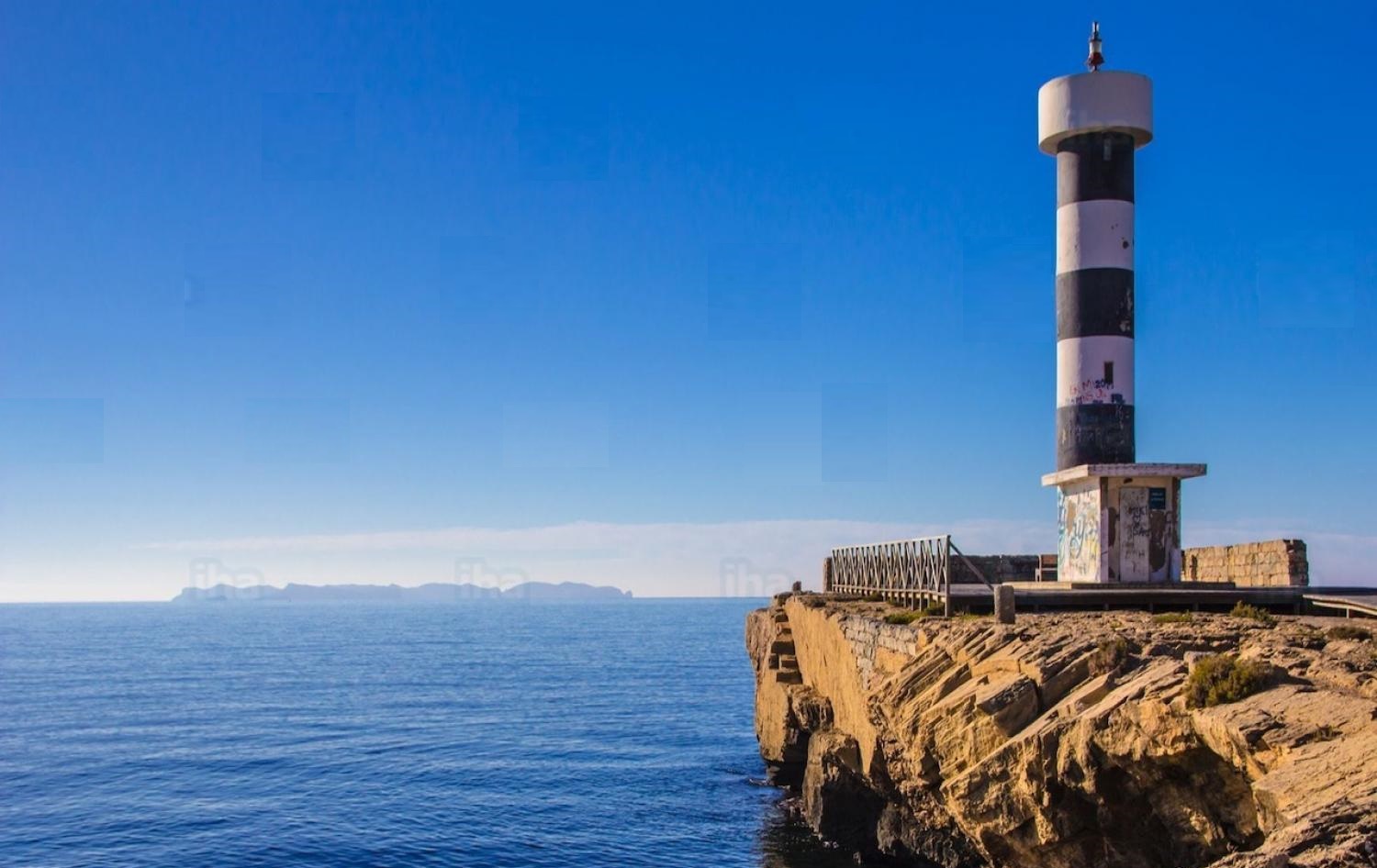 Colonia City day trip, Uruguay, from Buenos Aires. Cross the widest river in the world on a modern ship.