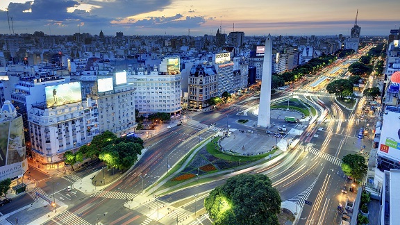 Descubre diferentes opciones de City Tours en Buenos Aires y recorre numerosos lugares y atracciones, a tu propio ritmo.