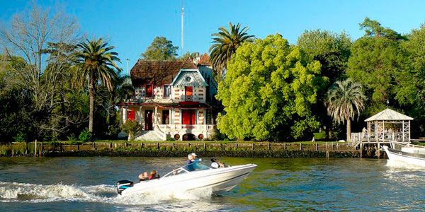 Viagem vegana ao Delta argentino do Tigre, a 30 km de Buenos Aires. Inclui passeio de barco, passeio pela cidade e almoço vegano.