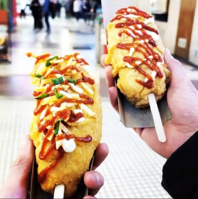 Paseo Vegano de Buenos Aires. Descubre la escena vegana de la ciudad, degusta una merienda sin cargo, y participa en eventos veganos.