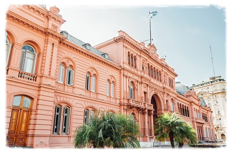 Buenos Aires Evita Tour. Know Evita Perón´s exciting life, one of world’s most remarkable women. Museum ticket included.