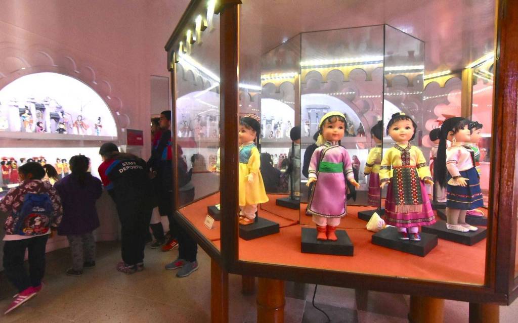 Trip to the Argentina´s Disneyland. The first theme park in the Americas which inspired Walt Disney to build Disneyland. Book now!